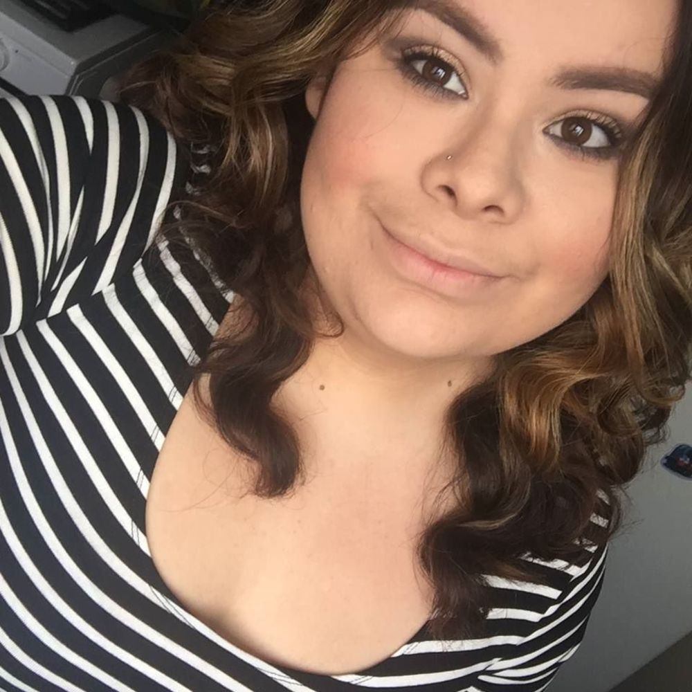 Meet your Posher, Selena